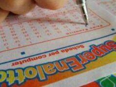 Superenalotto, numeri combinazione vincente oggi 8 gennaio