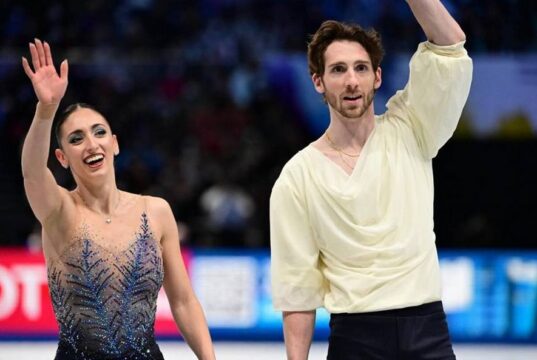 Pattinaggio su ghiaccio