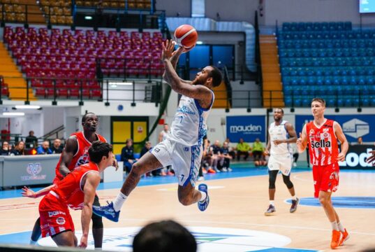 Blu Basket Bergamo, domenica arriva la capolista Valtur Brindisi. Colpo di mercato: torna Jarvis Williams Blu Basket Bergamo