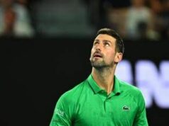 Djokovic, il rito all’Australian Open: “Ogni giorno abbraccio un fico brasiliano nei giardini di Melbourne, mi cura”