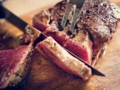 Usa e dieta, Kennedy Jr. capovolge piramide alimentare: più carne rossa e latte intero