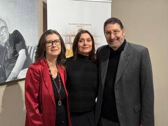 Autori documentario su caregiver: “Faticoso stare con chi soffre ma gratificante”