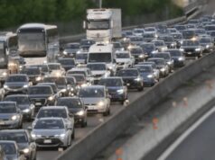 Autostrade, in coda per traffico e cantieri: da oggi scatta il rimborso del pedaggio