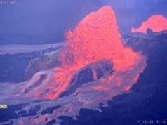 Erutta vulcano Kilauea: fontane di lava alte fino a 250 metri