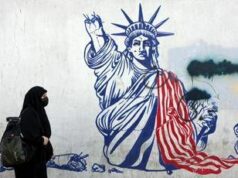 Iran, Trump boccia i negoziati: “Non sono contento”. Attacco più vicino, i segnali