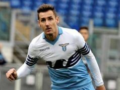 Quando il calciatore aiuta l’arbitro, i due precedenti di Miroslav Klose: ‘l’anti-Bastoni’
