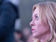 Scontri al corteo per Askatasuna, Meloni alle Molinette in visita agli agenti feriti