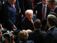 Trump, discorso record di 108 minuti tra proteste e silenzi