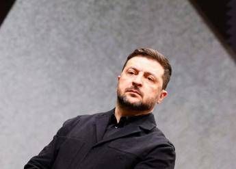 Ucraina, Zelensky: “Usa e Russia discutono nuovo documento per Nato”