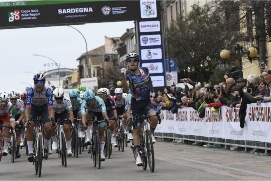 Giro di Sardegna: Dušan Rajović vince la terza tappa, top ten per Davide Persico Giro di Sardegna