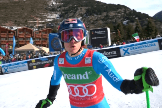 Coppa del Mondo di sci alpino: Emma Aicher vince il supergigante di Soldeu, top ten per Sofia Goggia Supergigante di Soldeu
