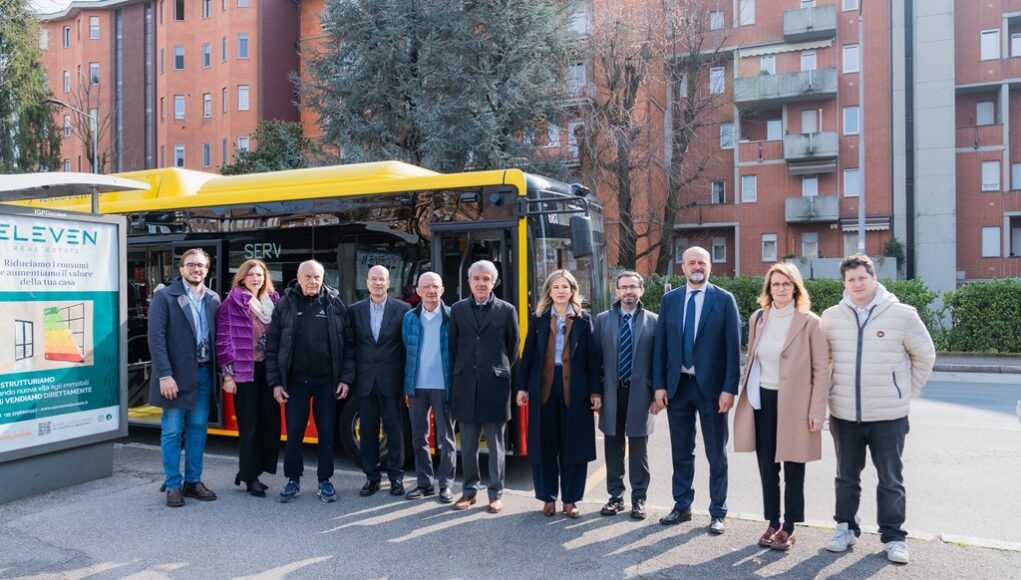 01.Da sx_ De Bernardis, Pilot, Jarabek, Bertoletti, Nicolich, Felli, Messina, Locati, Cavalieri, Cesa, Colleoni (1) Comune di Bergamo