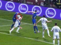 Bosnia-Italia, fallo di mano di Dzeko sul gol del pari e proteste azzurre. Cos’è successo