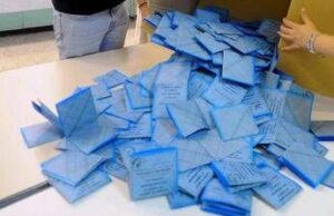 Sondaggio politico, Fratelli d’Italia stabile e Pd cresce