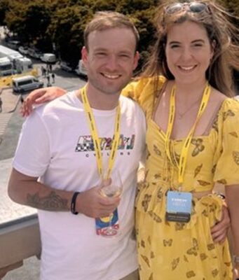 Santini Cycling firma il progetto di Amy e Kye Hudson: fare il record del giro del mondo in bicicletta Santini Cycling