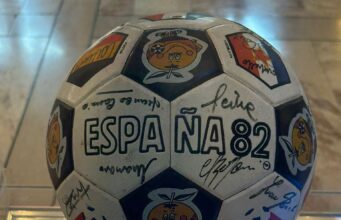 “Sfumature d’Azzurro”, la mostra al Donizetti ha regalato tante emozioni Sfumature d'azzurro