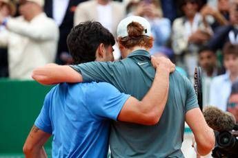 Alcaraz scrive a Sinner, Boris Becker applaude. Ma è fake