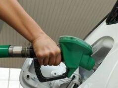 Carburanti, benzina in calo e gasolio sotto i due euro: i prezzi di oggi