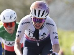 Demi Vollering vince il Giro delle Fiandre, top ten per Silvia Persico