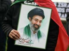 Iran, media: “Mojtaba Khamenei sfigurato ma vigile, partecipa a riunioni e prende decisioni”