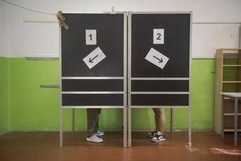 Sondaggio politico: Fratelli d’Italia al 29%, Pd e M5S in calo