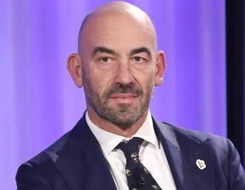 Bassetti e lo studio sul tonno: “Parassiti e disturbi se pesce crudo o poco cotto”