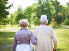 Eurispes: centenari più che raddoppiati in 16 anni in Italia e la quasi totalità vive in famiglia