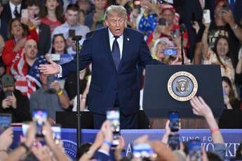 Iran-Usa, Trump vuole modificare l’accordo: le nuove condizioni sul nucleare