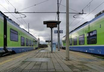 Oggi venerdì nero per scioperi, dalla scuola ai trasporti: chi si ferma e perché
