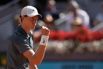 Quando si gioca Sinner-Tabur al Roland Garros? Data e orario del debutto di Jannik