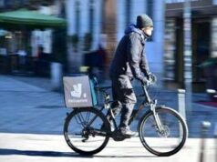 Rider, istruttoria Antitrust su Glovo e Deliveroo per info ingannevoli