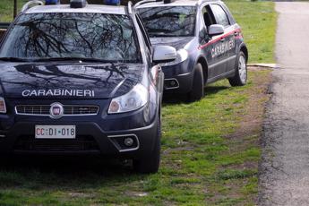 Spara ai ladri durante tentato furto, custode azienda denunciato: aveva porto d’armi scaduto