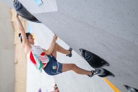 Arrampicata sportiva, riparte da Berna la sfida mondiale Boulder con 7 azzurri in gara Arrampicata sportiva