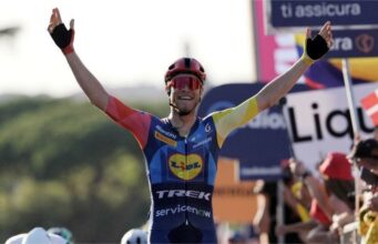 Jonathan Milan vince la ventunesima tappa del Giro d’Italia, Jonas Vingegaard conquista la Tripla Corona Giro d'Italia