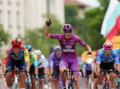 Giro d’Italia, Paul Magnier firma il bis e vince la terza tappa Paul Magnier