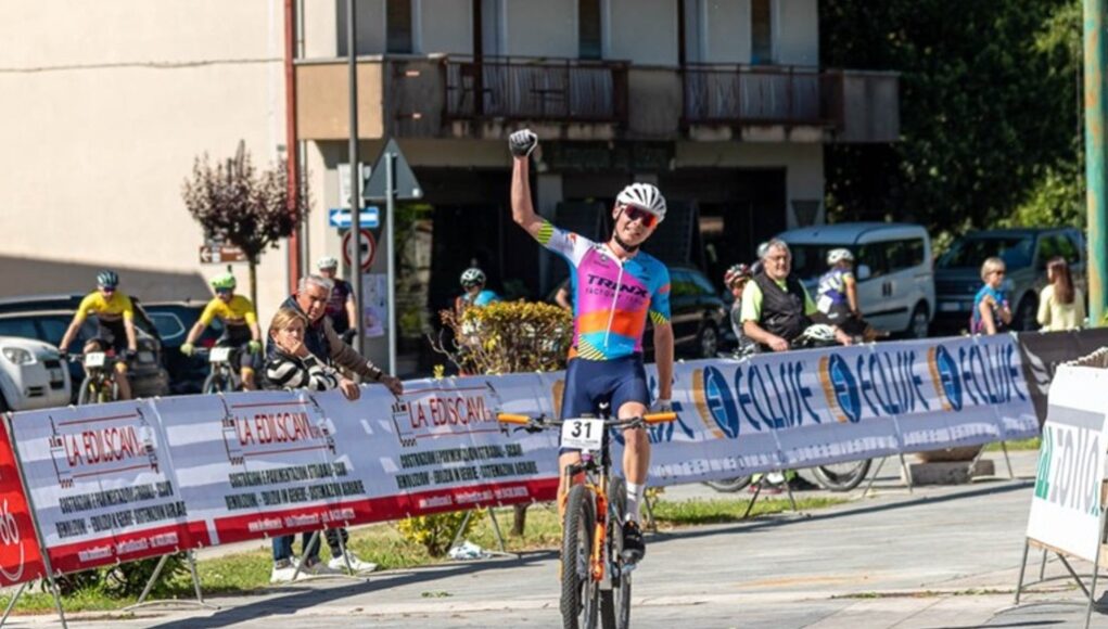 Flavio Dispensa al traguardo - credit Maurizio Bertazzaon Ciclismo