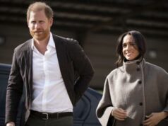 I Sussex in Gb con i figli, grazie a un ricatto emotivo di Harry a Re Carlo?