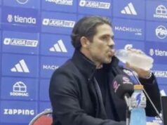 Infarto in conferenza stampa per l’ex Roma Gago, il malore in diretta