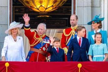Londra celebra il compleanno di Re Carlo III, sabato la ‘Trooping the Colour’