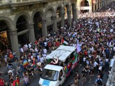Pride Bologna, media Tel Aviv: “Israeliani spintonati, anche donna incinta”