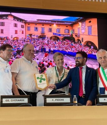 La Corsa delle uova di Gandino presentata in Regione con Federica Picchi e Paolo Franco In Regione Lombardia
