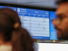 Accompagna il figlio in aeroporto, paga la sosta ma riceve… 200 euro di multa