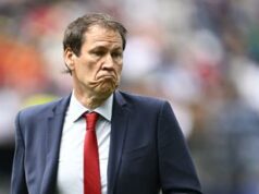 Belgio-Senegal, succede di tutto: ct annaffiato, invasione e lite in campo