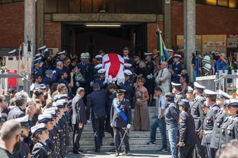 Francesco Imprezzabile, l’ultimo saluto tra ‘Ciao Francy’ e Hallelujah