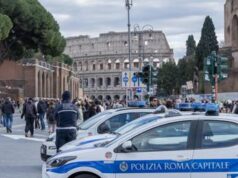 Fuochi d’artificio al Colosseo, agenti aggrediti: un arresto e una denuncia