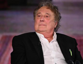 Iacchetti, nuove polemiche: “Schillaci? Spero muoia aspettando una Tac”