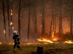 Incendi “mostruosi” in Francia e Spagna, oltre 325mila evacuati. In arrivo ondata di caldo ancora più intensa