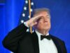 Iran-Usa, Trump ferma gli attacchi: chance per dialogo con Teheran