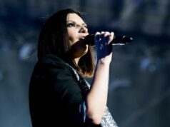 Mondiali, Laura Pausini, Robbie Williams e Tom Cruise protagonisti della cerimonia di chiusura