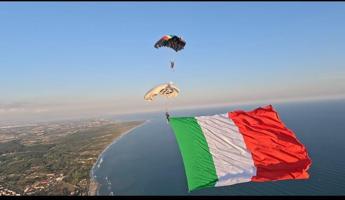 Paracadutismo, Carabinieri conquistano titolo italiano per precisione in atterraggio a squadre, all’Esercito tre titoli individuali